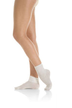 Load image into Gallery viewer, Mondor Ankle Length Socks in Ballerina